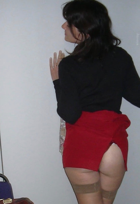 Je suis la nana salope du coin