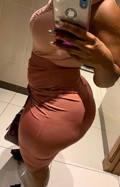 Je suis une belle ronde chaude