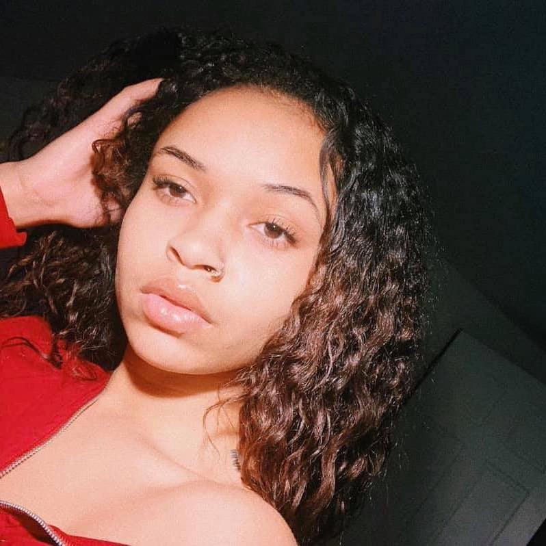 Qui adore baiser les metisses